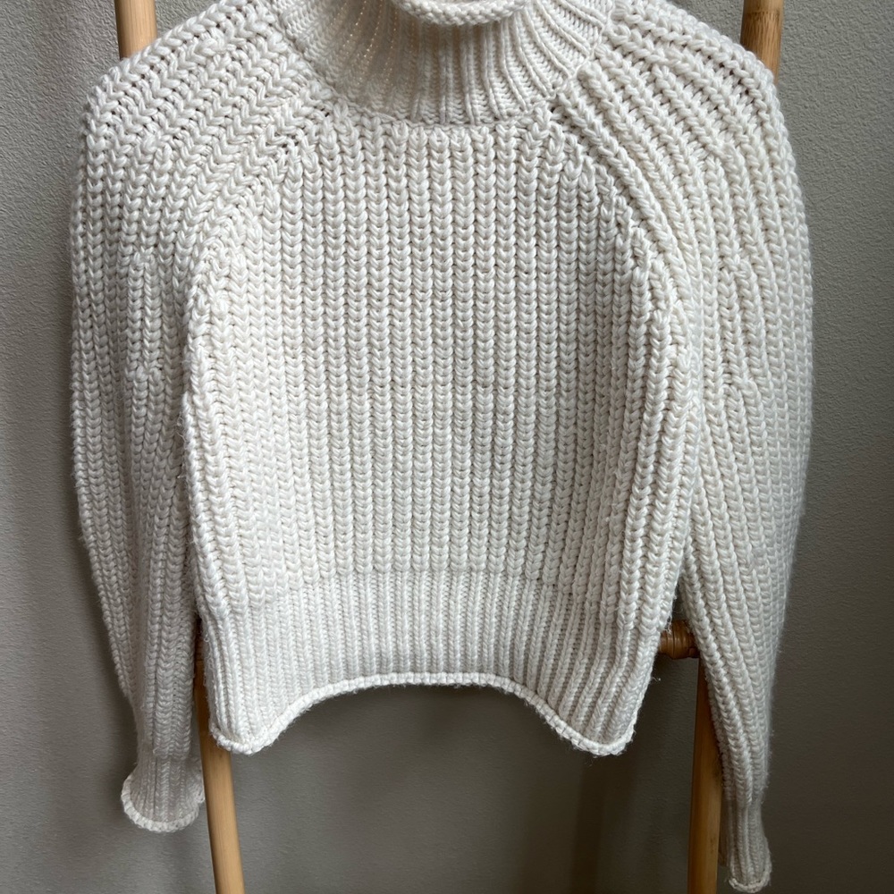 H&M  Mock Turtleneck Sweater